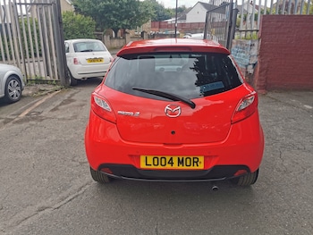Used Mazda Mazda2 2014 for sale - 79444740: Photo