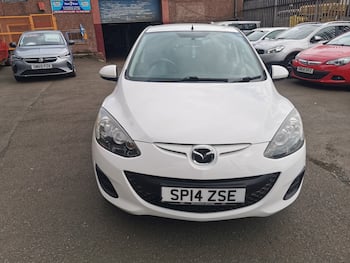 Used Mazda Mazda2 2014 for sale - 79750411: Photo