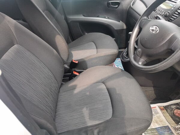 Used Hyundai i10 2014 for sale - 76237384: Photo 7