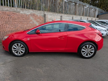 Used Vauxhall Astra GTC 2012 for sale - 76324450: Photo 2