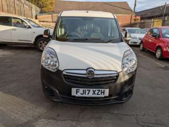 Used Vauxhall Combo 2017 for sale - 74641976: Photo