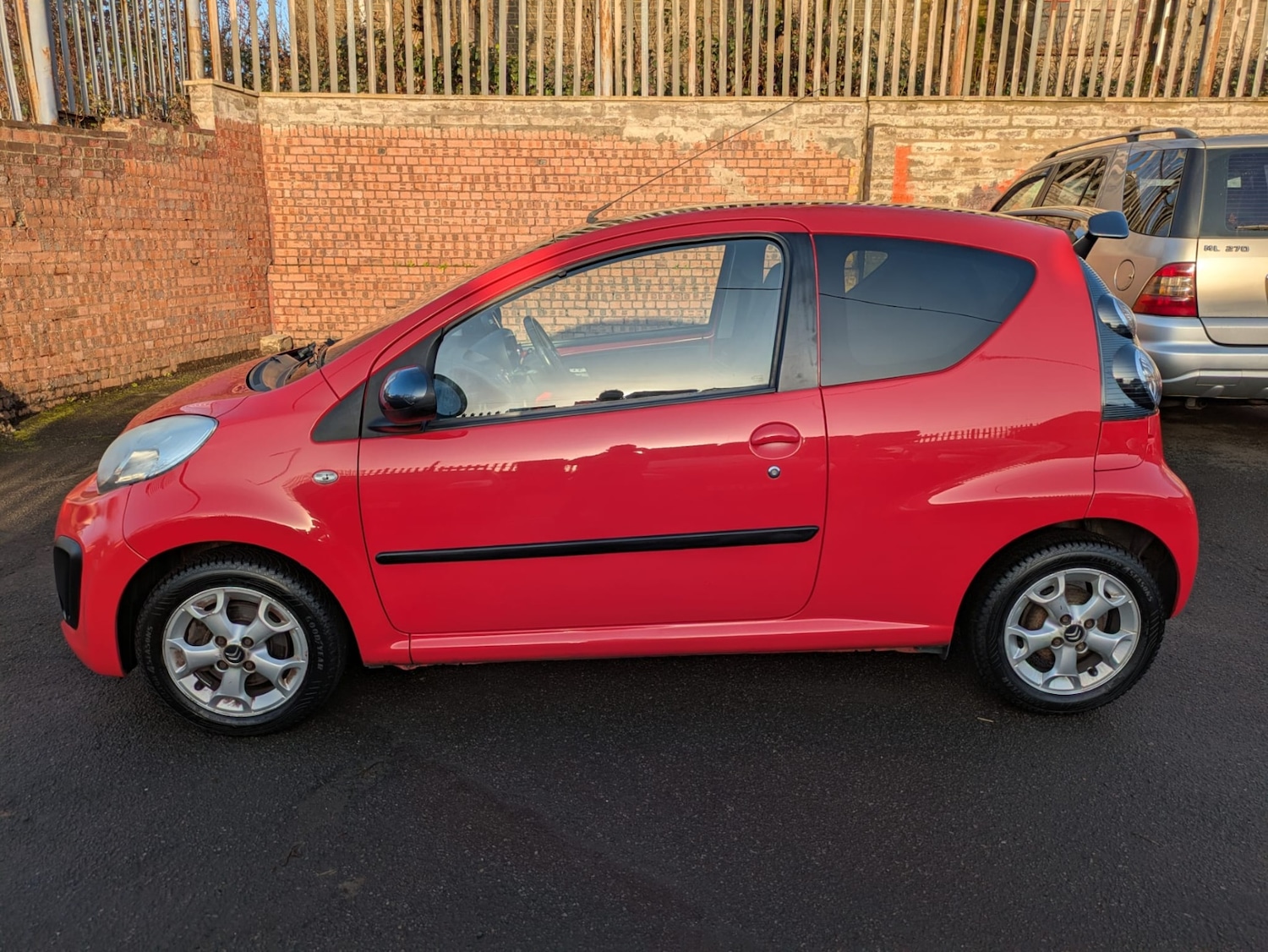 Used Citroen C1 2014 for sale - 76963668: Photo 2
