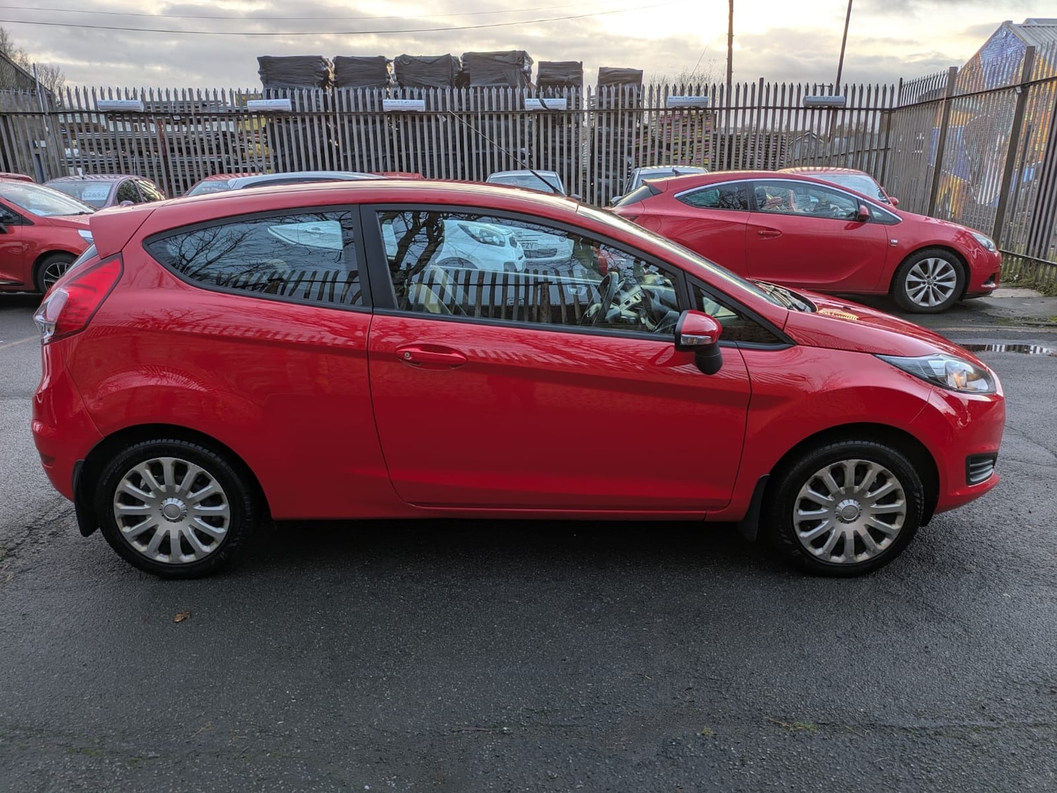 Used Ford Fiesta 2014 for sale - 76933062: Photo 1