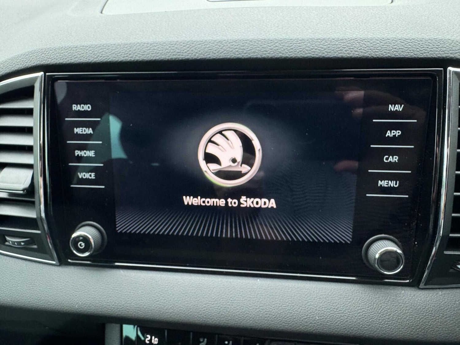 Used Skoda Karoq 2018 for sale - 76858886: Photo 16