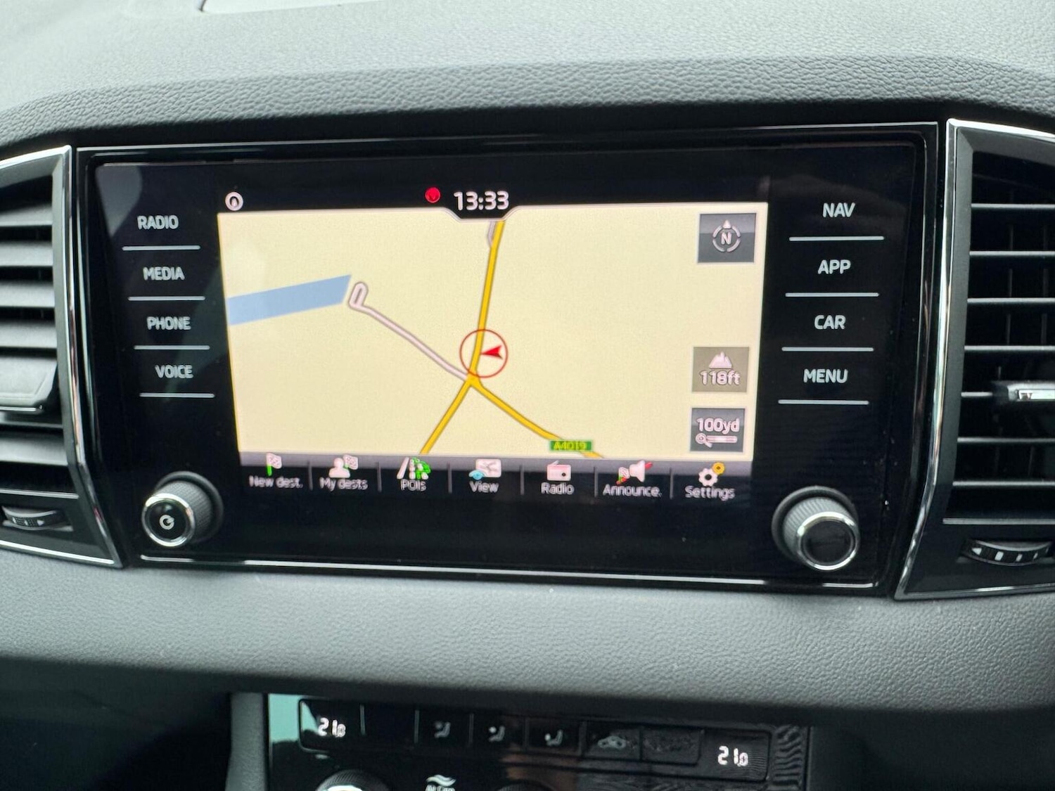 Used Skoda Karoq 2018 for sale - 76858886: Photo 17