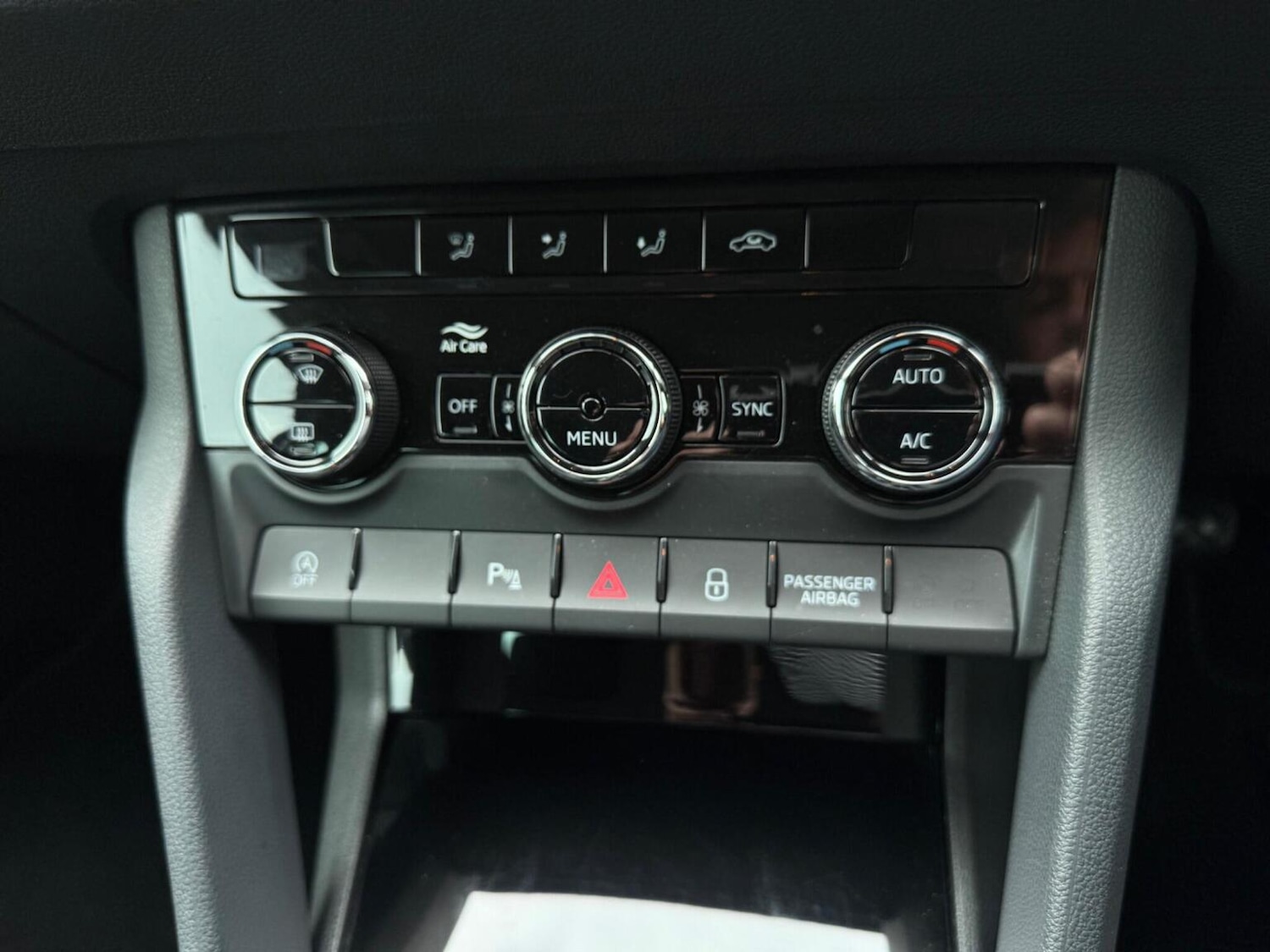 Used Skoda Karoq 2018 for sale - 76858886: Photo 21