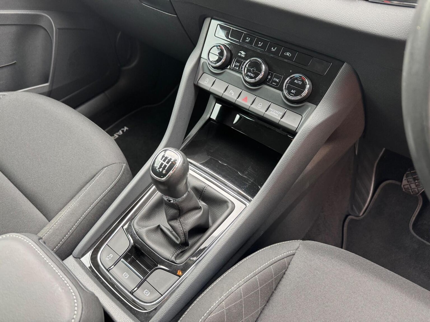 Used Skoda Karoq 2018 for sale - 76858886: Photo 23