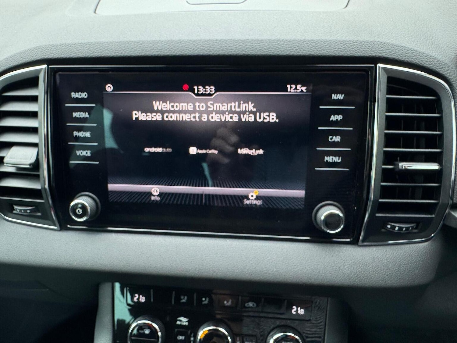 Used Skoda Karoq 2018 for sale - 76858886: Photo 34