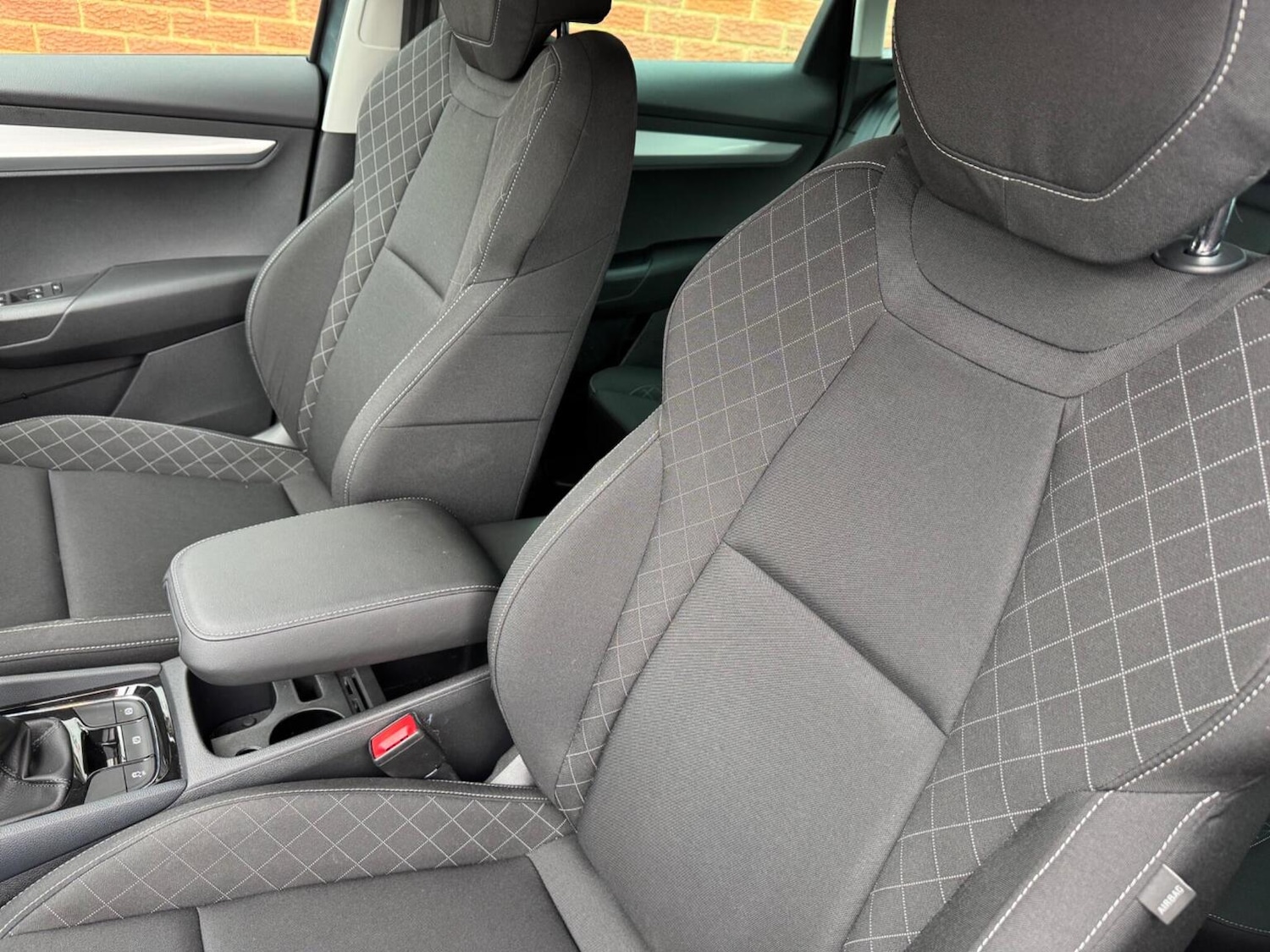 Used Skoda Karoq 2018 for sale - 76858886: Photo 35