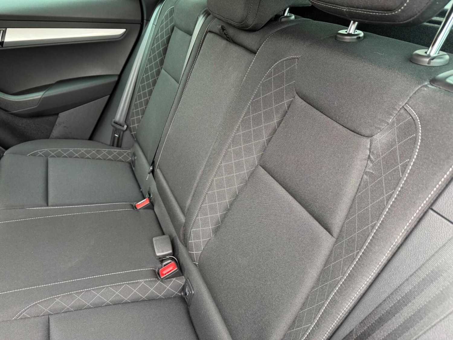 Used Skoda Karoq 2018 for sale - 76858886: Photo 42