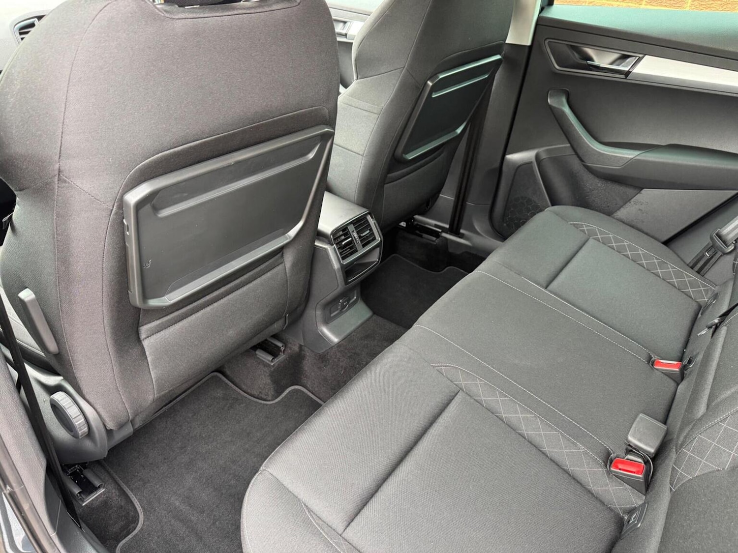 Used Skoda Karoq 2018 for sale - 76858886: Photo 44