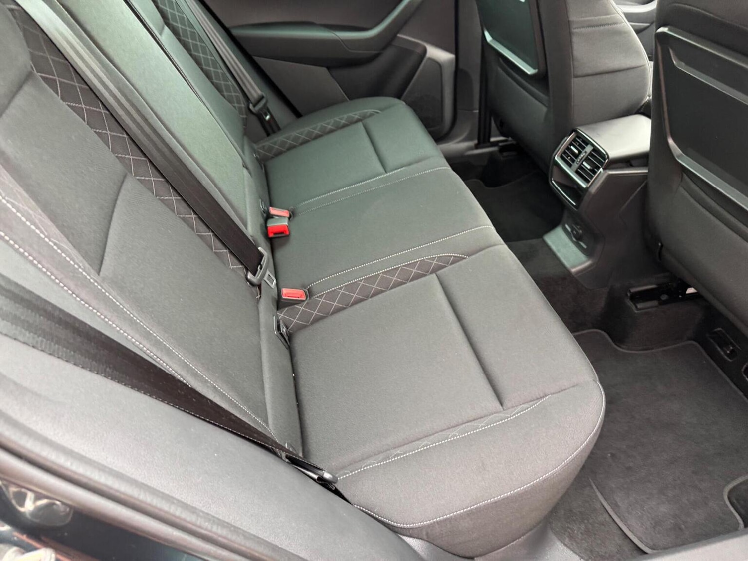 Used Skoda Karoq 2018 for sale - 76858886: Photo 46