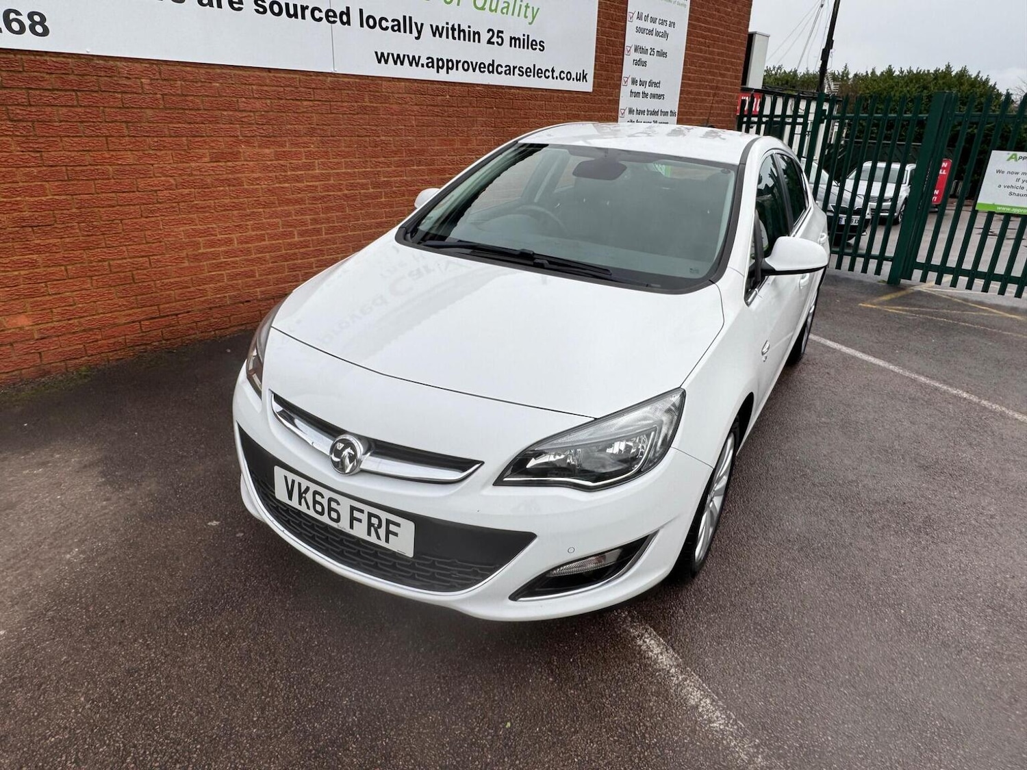 Used Vauxhall Astra 2015 for sale - 77562557: Photo 15