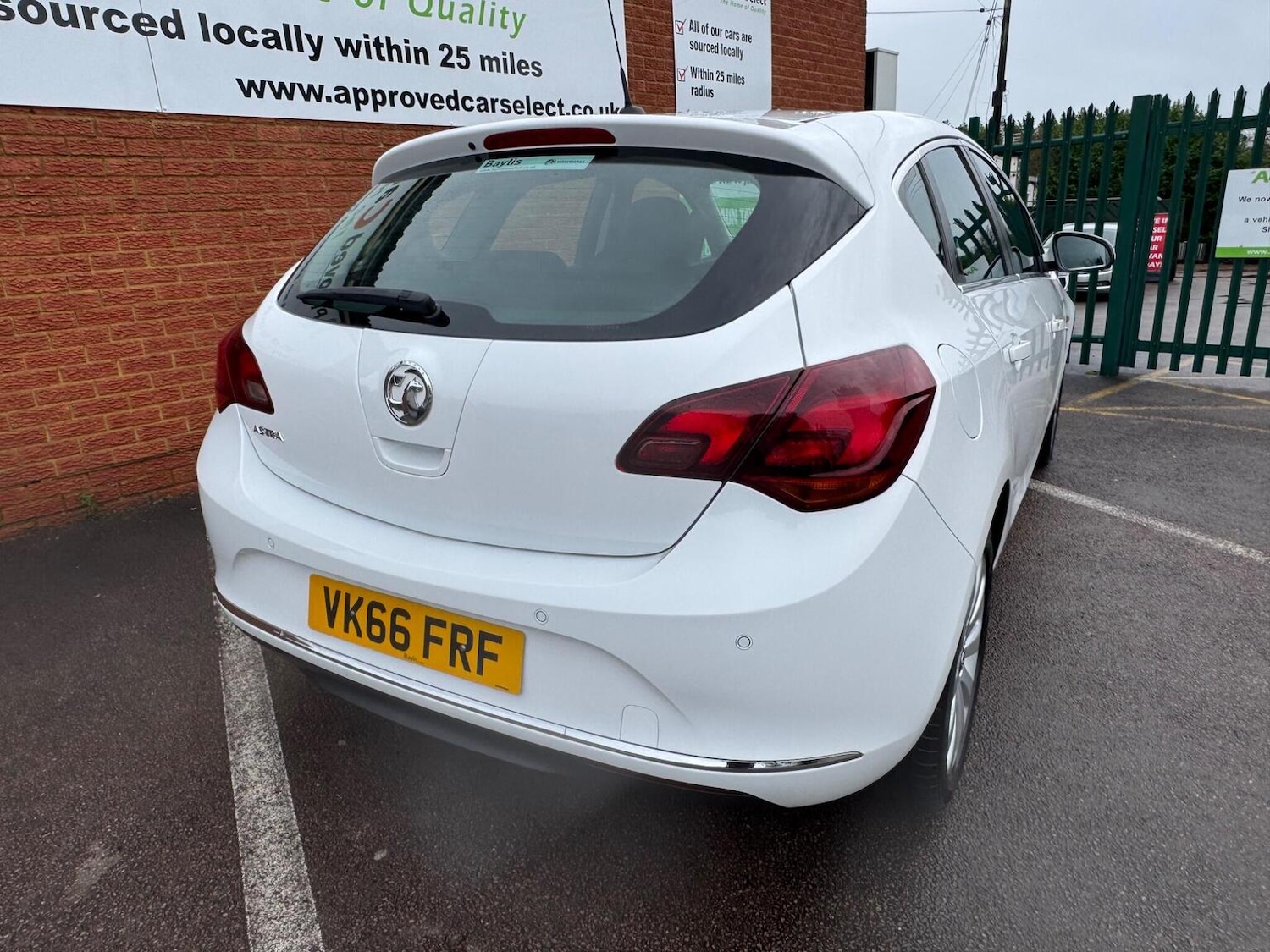 Used Vauxhall Astra 2015 for sale - 77562557: Photo 18