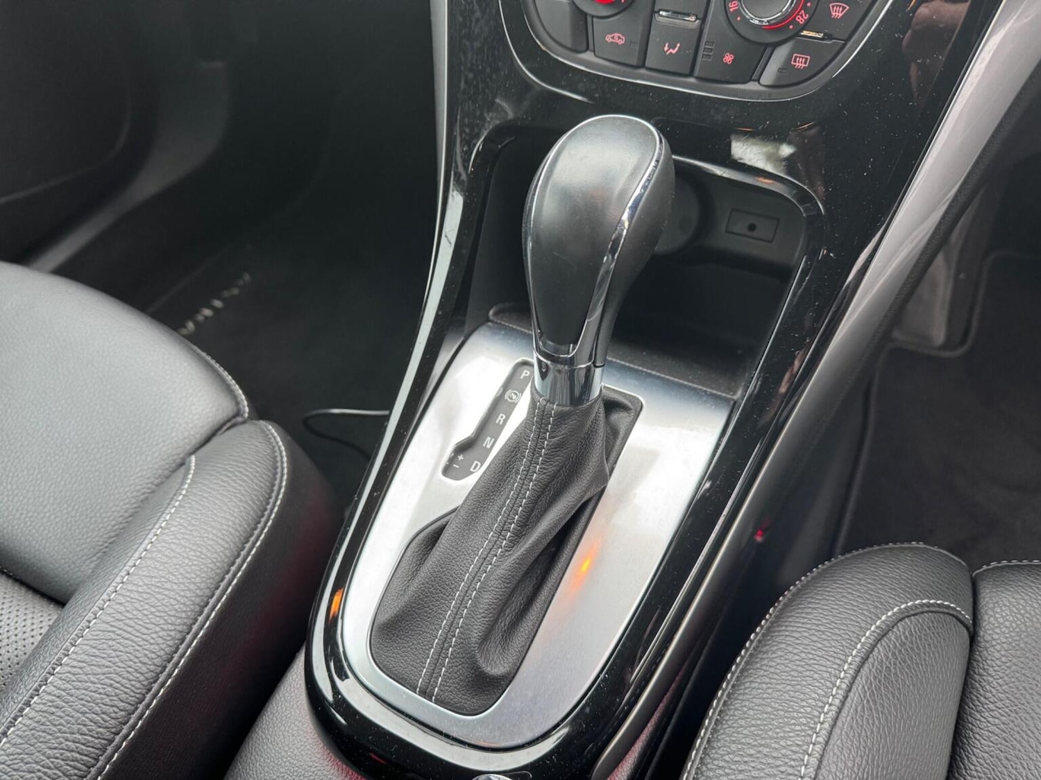 Used Vauxhall Astra 2015 for sale - 77562557: Photo 33