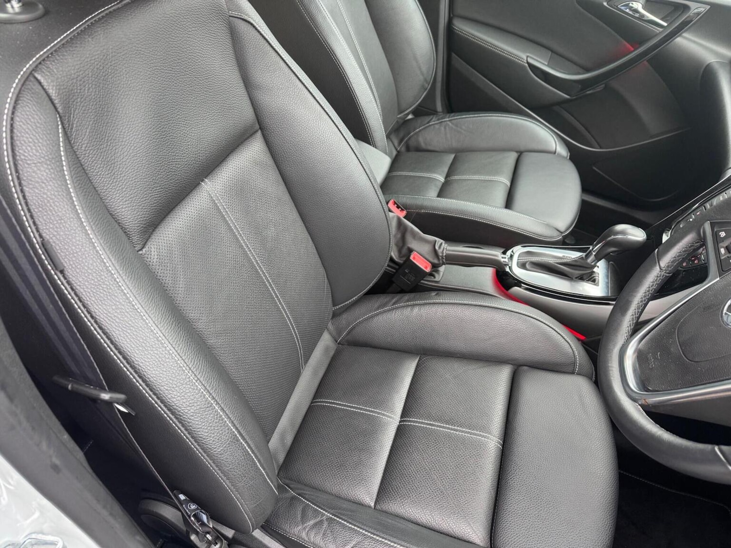 Used Vauxhall Astra 2015 for sale - 77562557: Photo 36