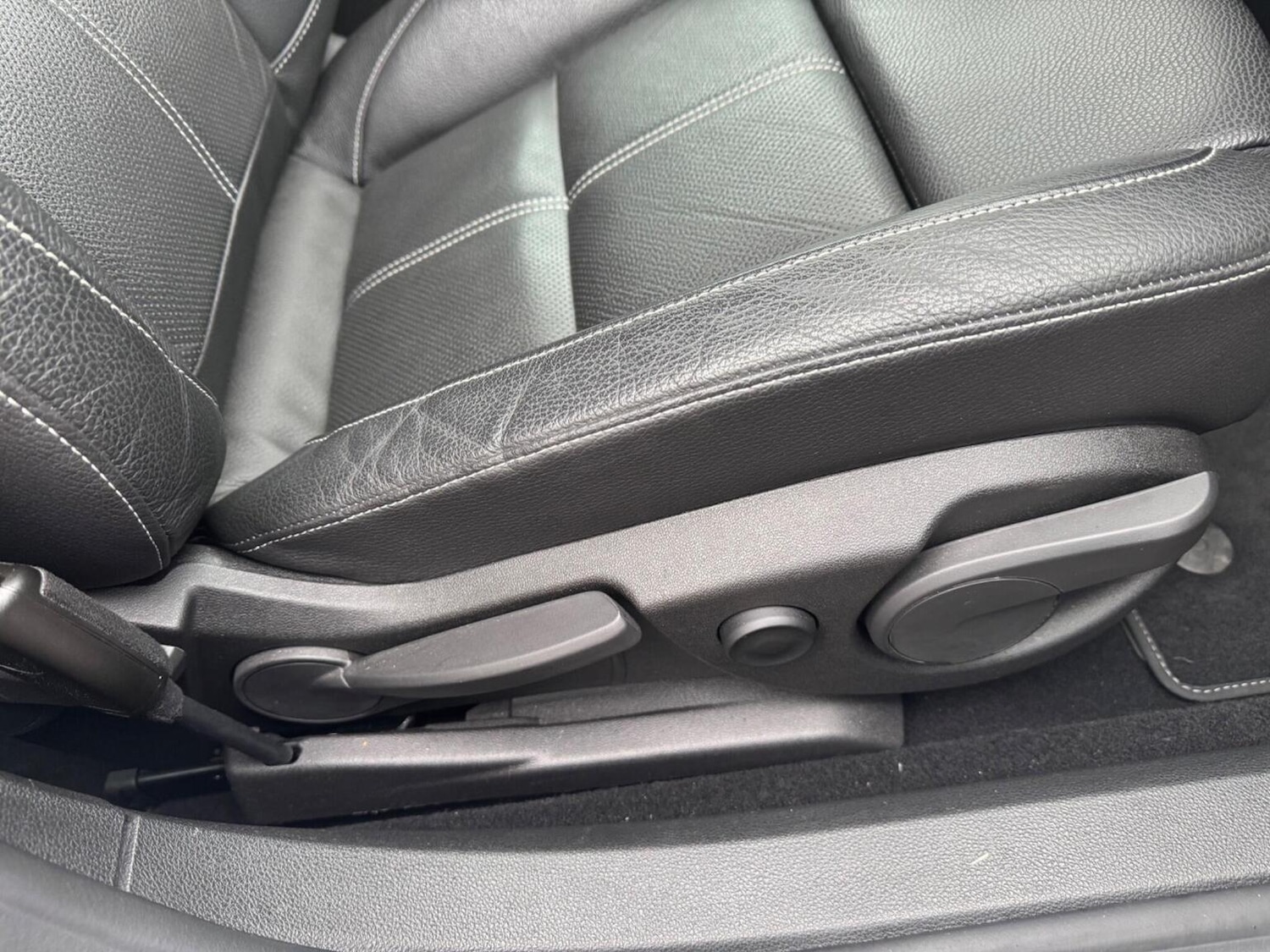 Used Vauxhall Astra 2015 for sale - 77562557: Photo 40