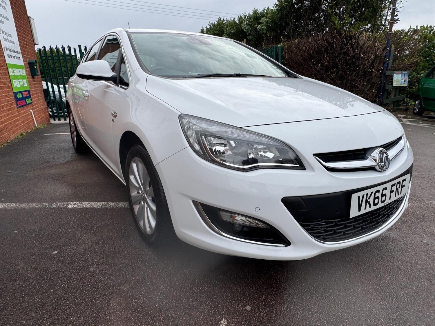 Used Vauxhall Astra 2015 for sale - 77562557: Photo 8