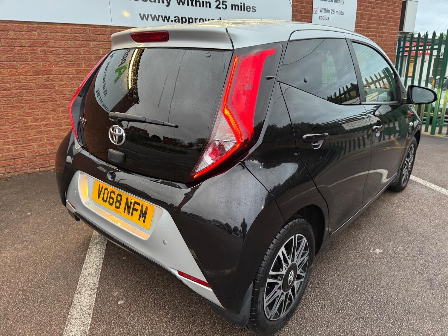 Used Toyota AYGO 2018 for sale - 76974323: Photo 15