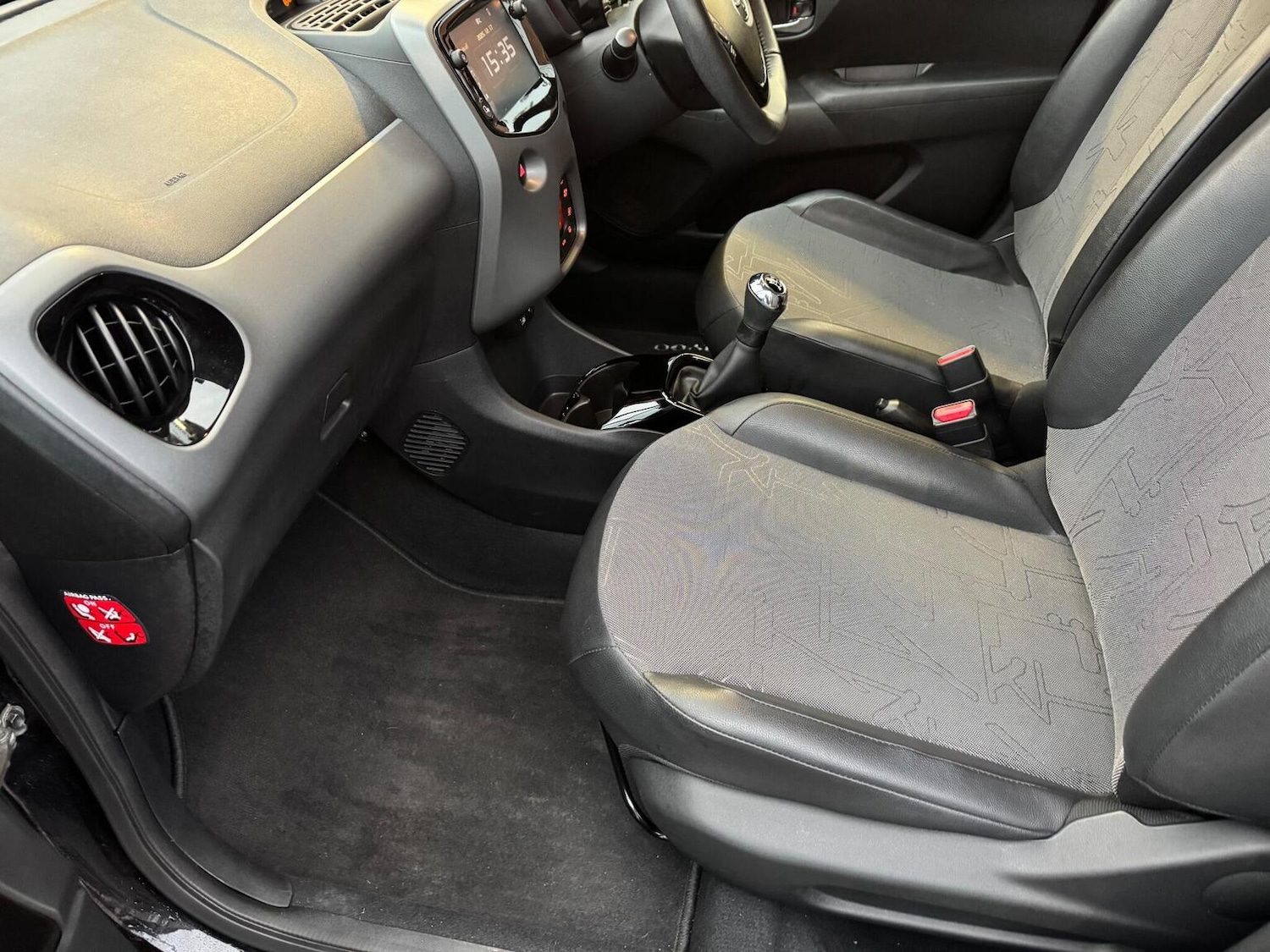 Used Toyota AYGO 2018 for sale - 76974323: Photo 32