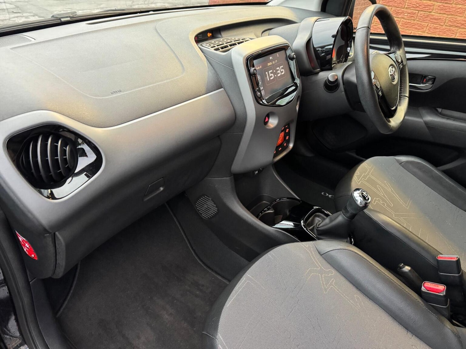 Used Toyota AYGO 2018 for sale - 76974323: Photo 34