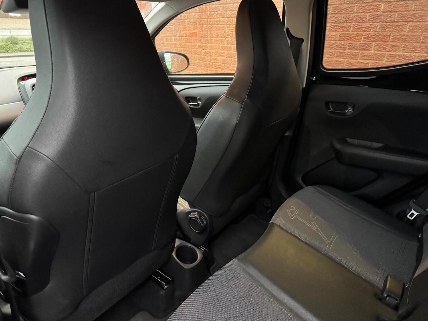 Used Toyota AYGO 2018 for sale - 76974323: Photo 41