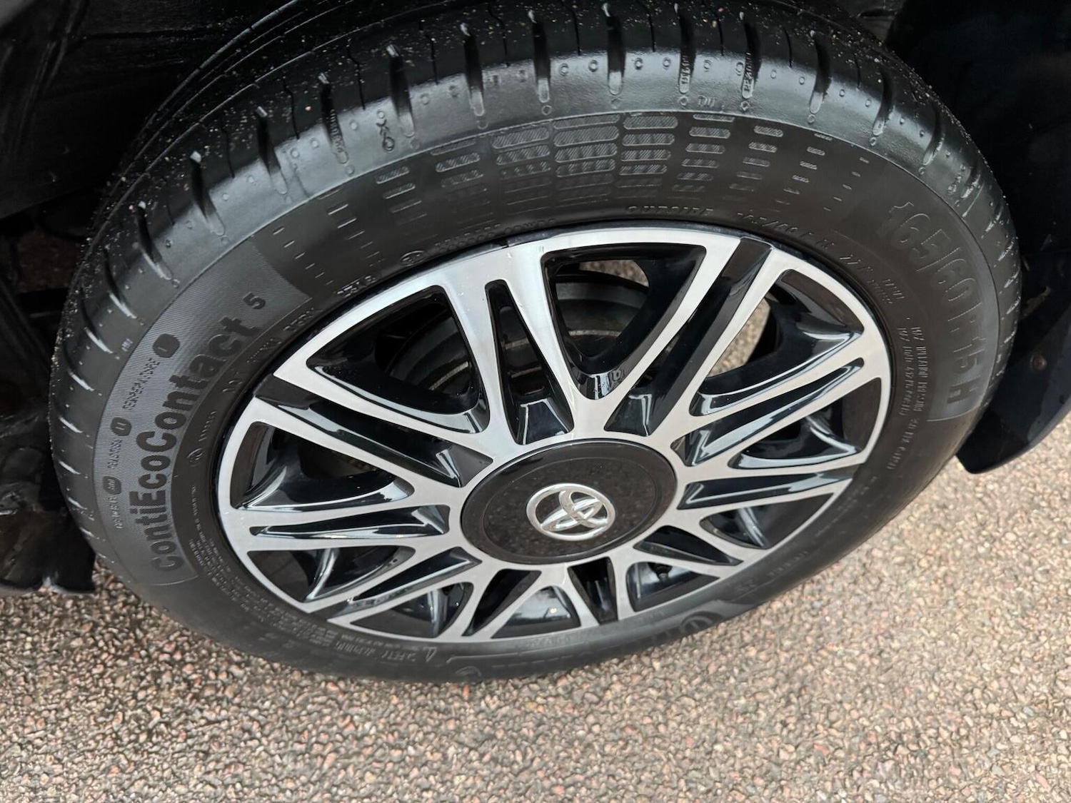 Used Toyota AYGO 2018 for sale - 76974323: Photo 48