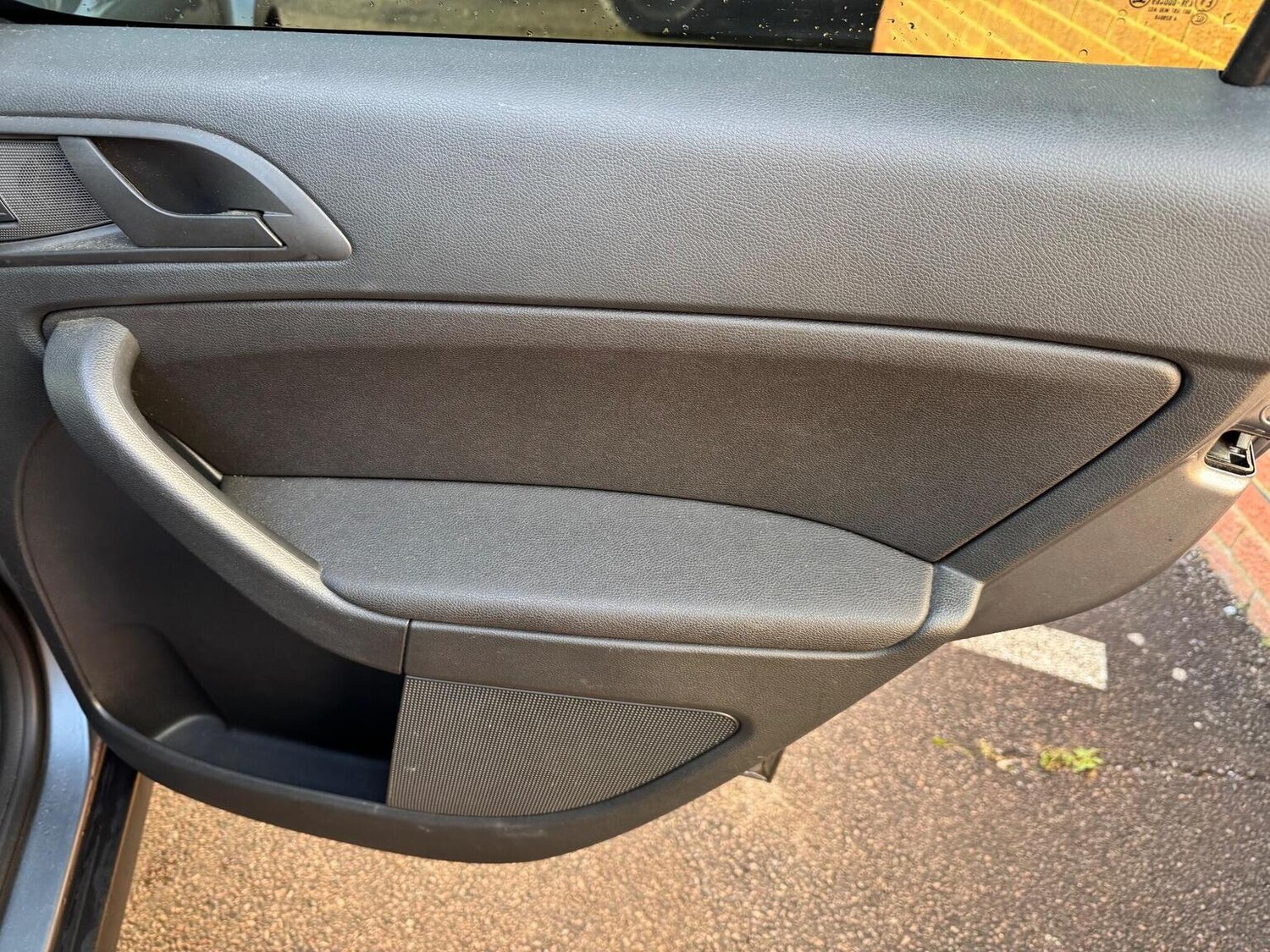 Used Skoda Yeti 2011 for sale - 77162254: Photo 31