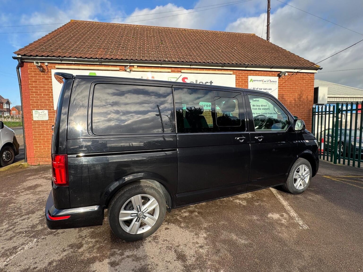 Used Volkswagen Transporter 2021 for sale - 77118566: Photo 9