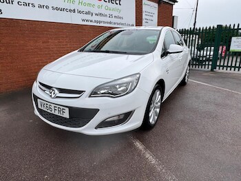 Used Vauxhall Astra 2016 for sale - 77329250: Photo