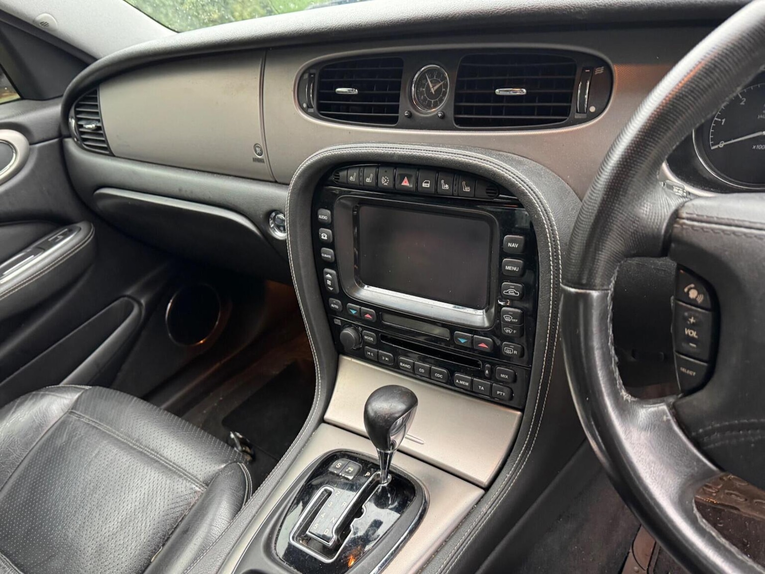 Used Jaguar XJ 2009 for sale - 77245287: Photo 11