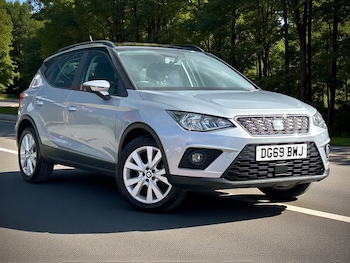 SEAT - Arona