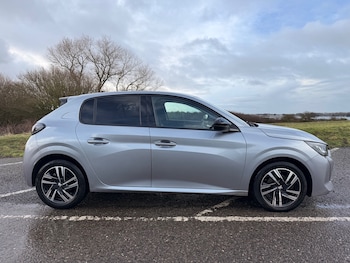 Used Peugeot 208 2023 for sale - 77482690: Photo
