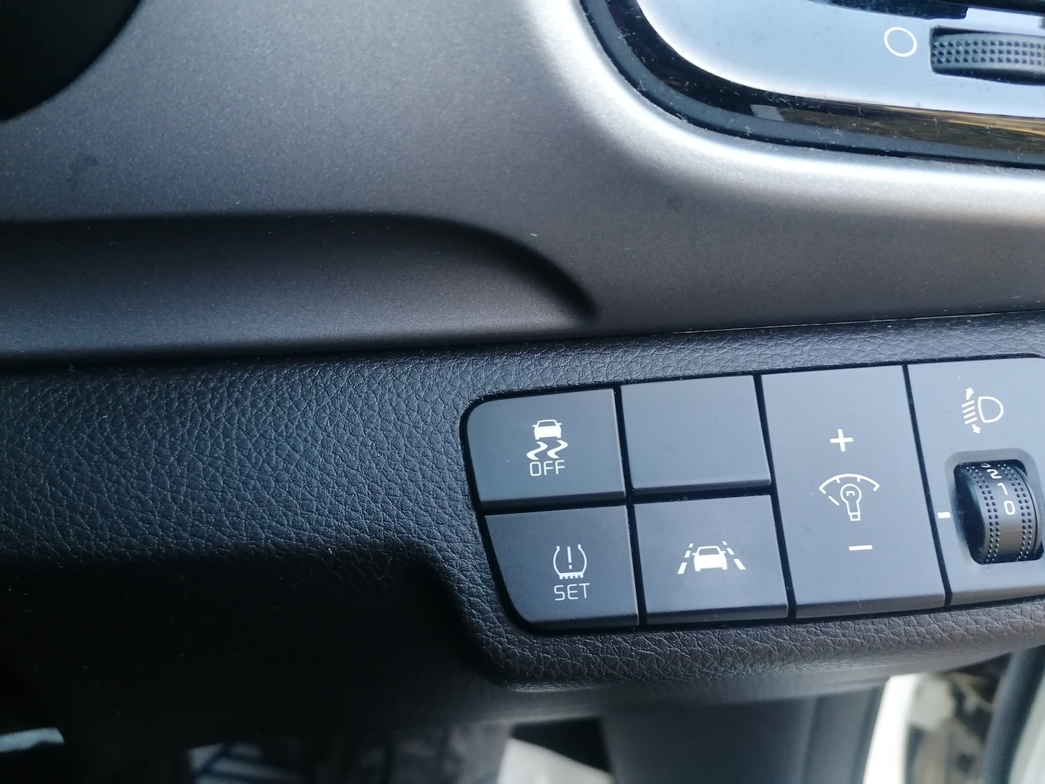 Used Kia Stonic 2019 for sale - 76748982: Photo 12