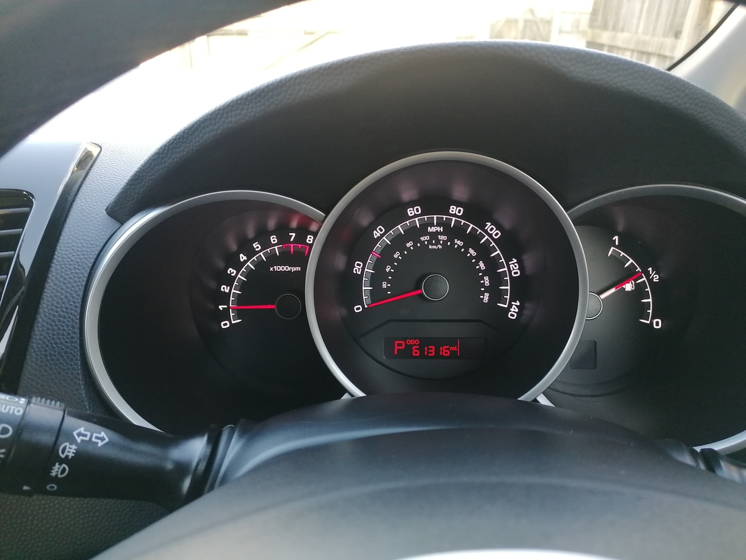 Used Kia Venga 2015 for sale - 76749039: Photo 13