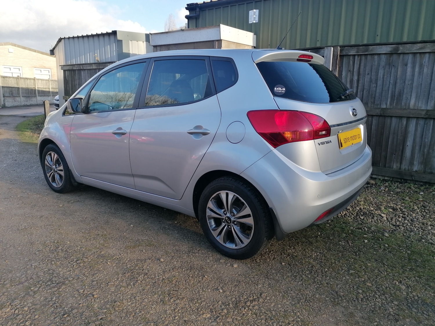 Used Kia Venga 2015 for sale - 76749039: Photo 5