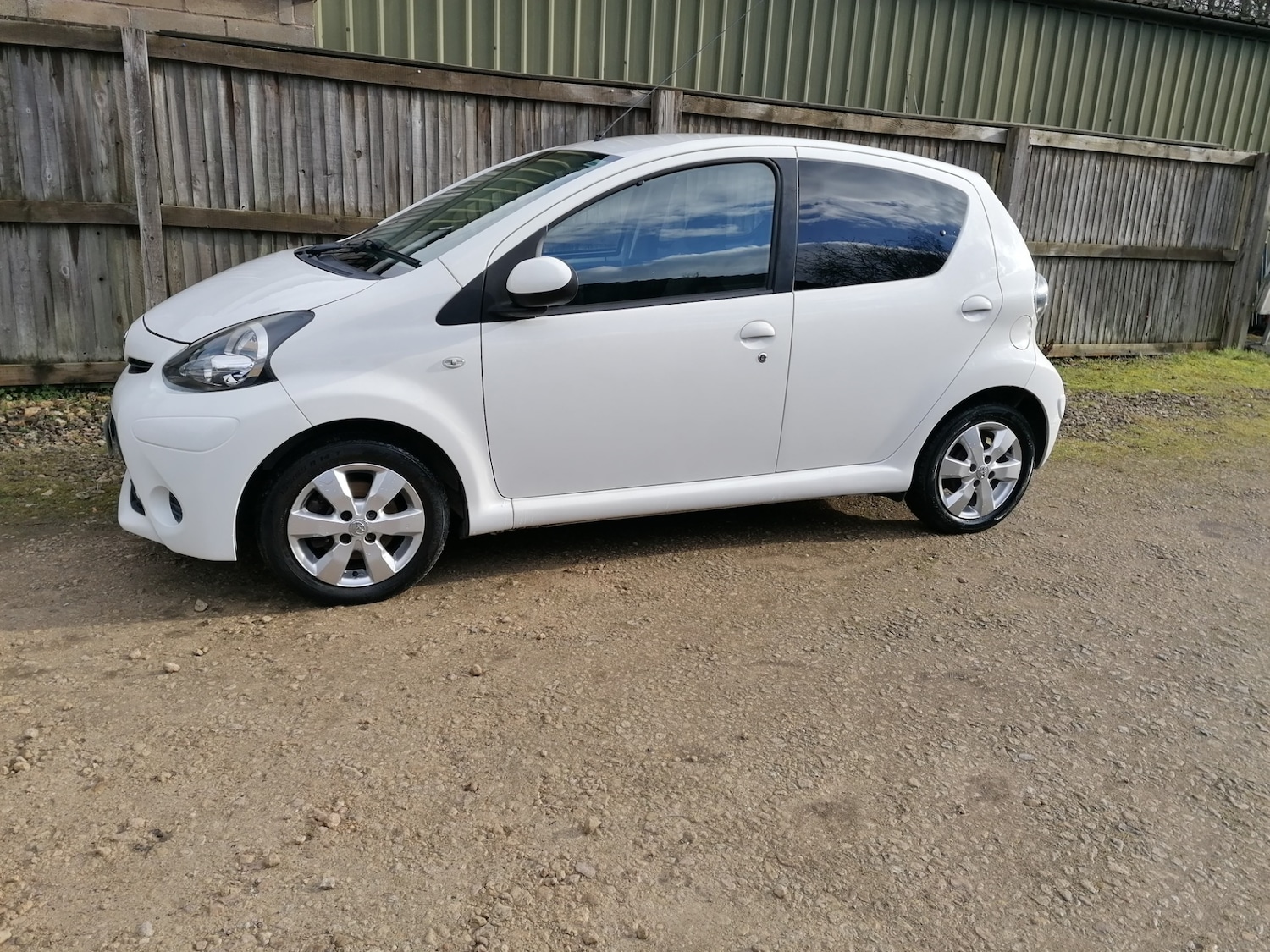Used Toyota AYGO 2014 for sale - 77702656: Photo 6