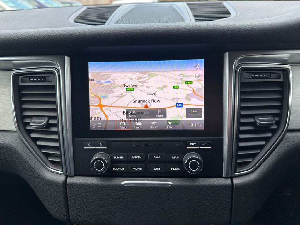 Used Porsche Macan 2017 for sale - 76547152: Photo 13