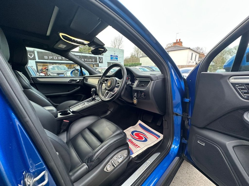 Used Porsche Macan 2017 for sale - 76547152: Photo 22