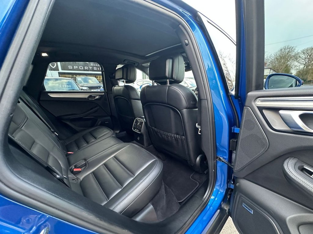 Used Porsche Macan 2017 for sale - 76547152: Photo 26