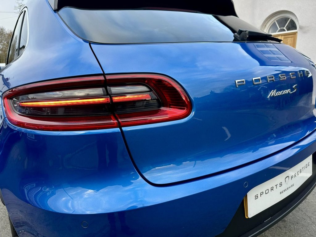 Used Porsche Macan 2017 for sale - 76547152: Photo 30