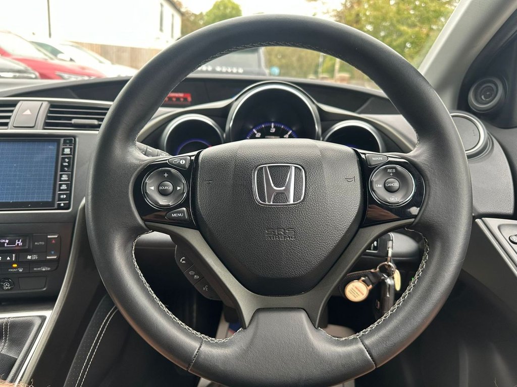 Used Honda Civic 2017 for sale - 76481643: Photo 19