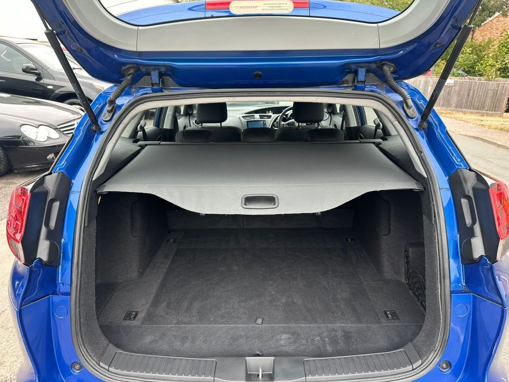 Used Honda Civic 2017 for sale - 76481643: Photo 27