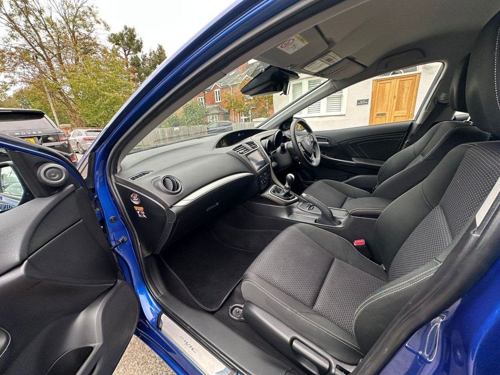 Used Honda Civic 2017 for sale - 76481643: Photo 28