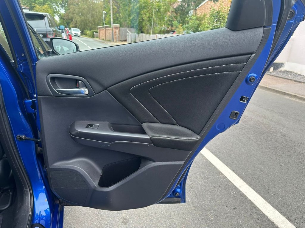 Used Honda Civic 2017 for sale - 76481643: Photo 33