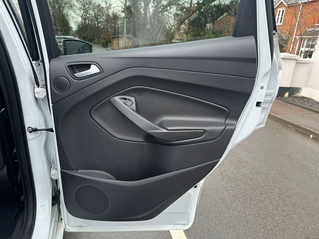 Used Ford Kuga 2016 for sale - 76740378: Photo 31