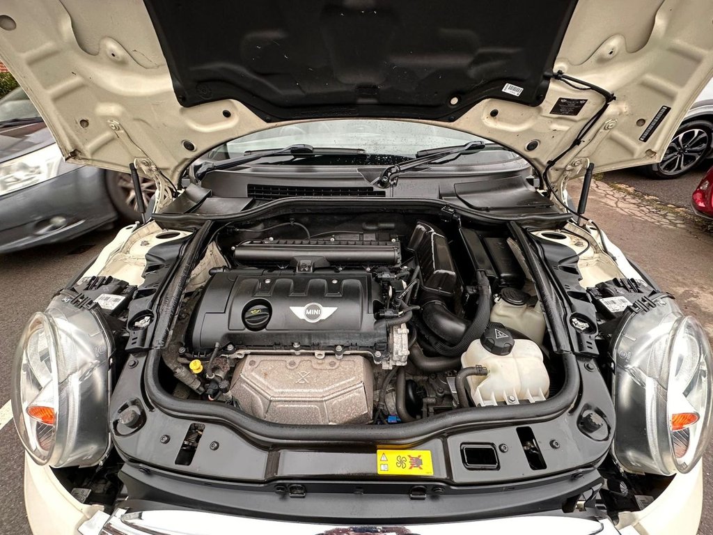 Used MINI Convertible 2011 for sale - 77498771: Photo 25