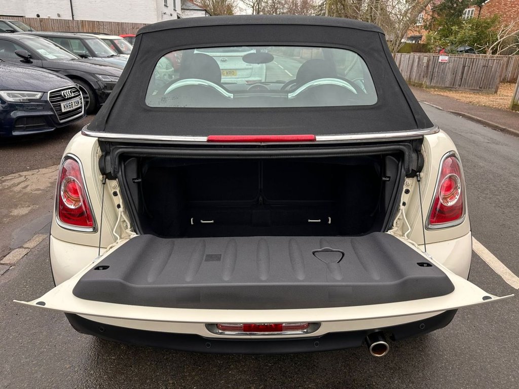 Used MINI Convertible 2011 for sale - 77498771: Photo 28