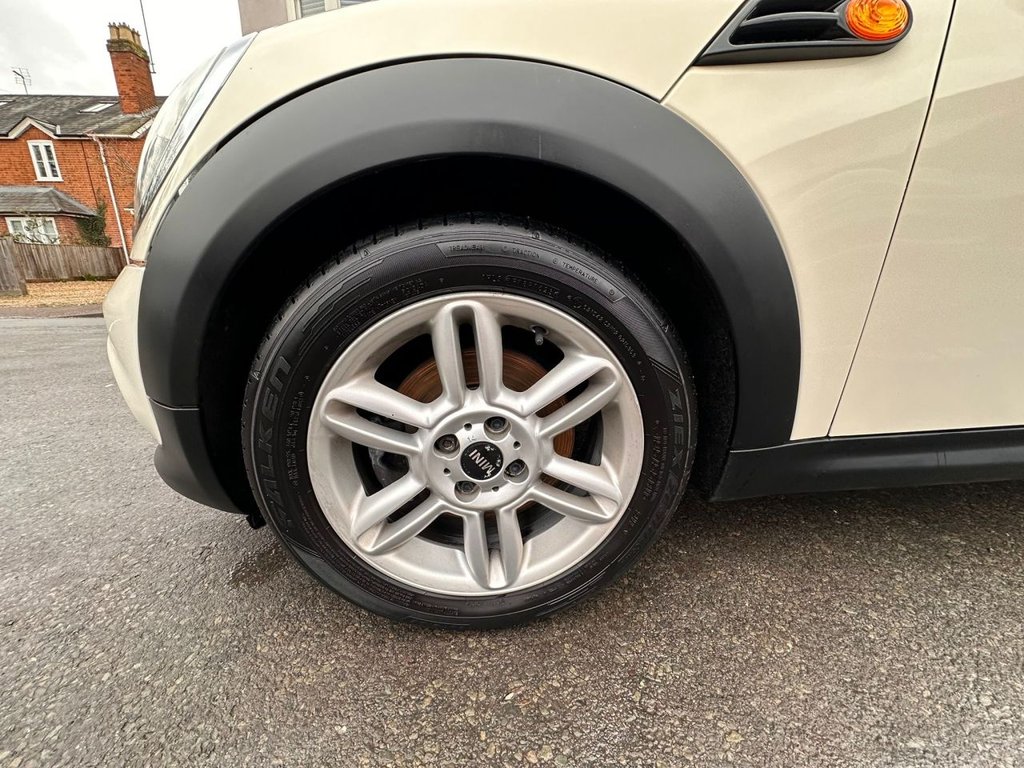 Used MINI Convertible 2011 for sale - 77498771: Photo 33