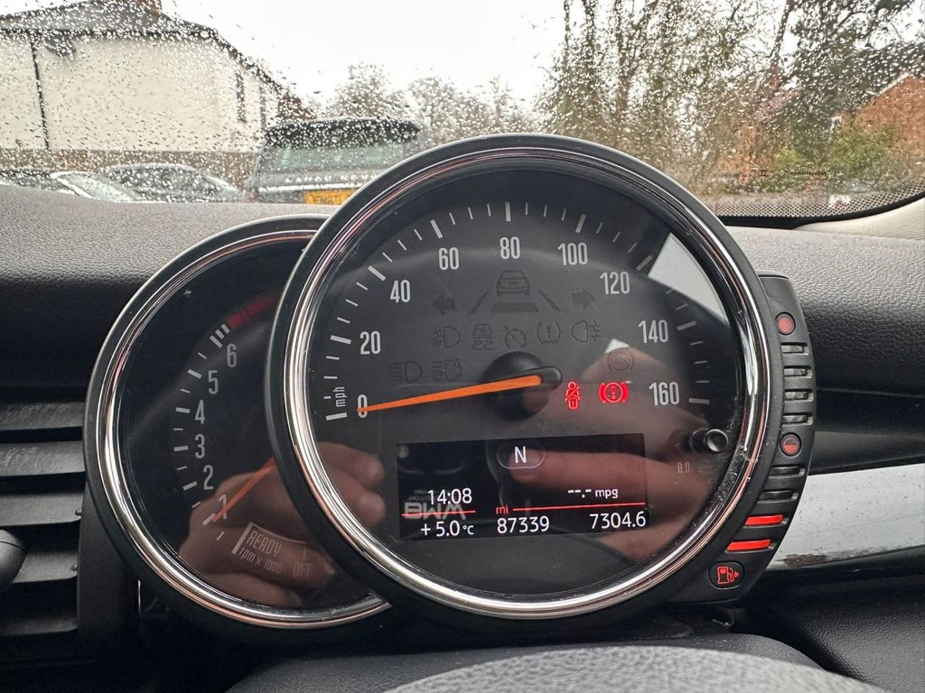 Used MINI Hatch 2014 for sale - 76841617: Photo 17